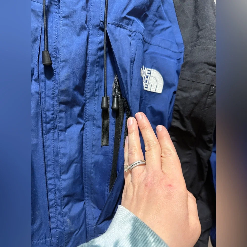 The North Face Men’s Summit Series GORE-TEX® Jacket-Vintage - Picture 3 of 15